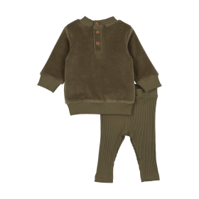 V-Neck Emblem Ensemble (Color: Sage, size: 6m)
