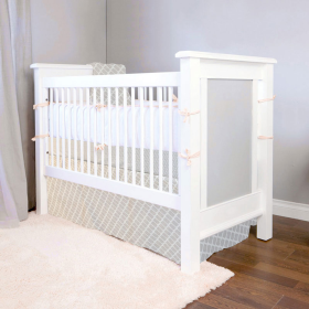 B & N Printed Percale Crib Skirt (Color: Beige Lattice)