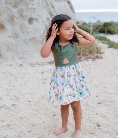 Olive Back Bow Daisy Floral Dress (size: 6)